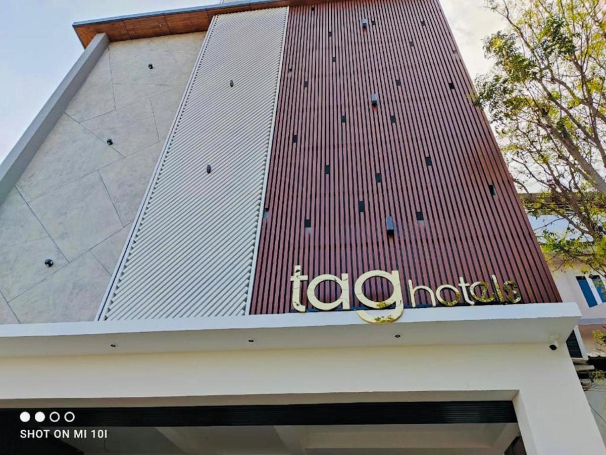 Tag Hotels Irugur Buitenkant foto