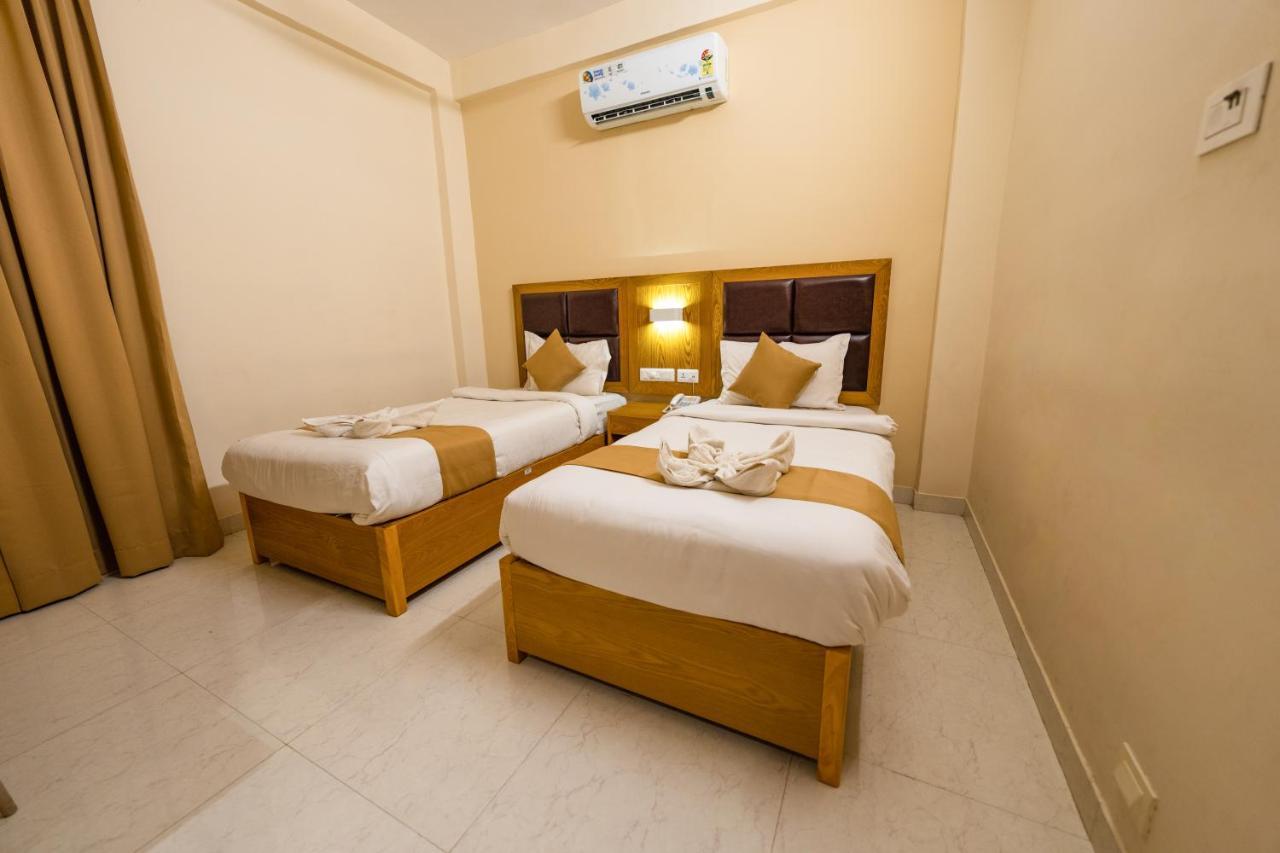 Tag Hotels Irugur Buitenkant foto