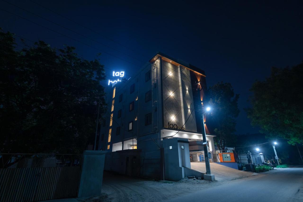 Tag Hotels Irugur Buitenkant foto
